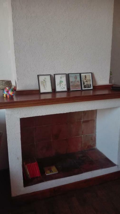 Maison Au Village Du Livre Montolieu Kültér fotó